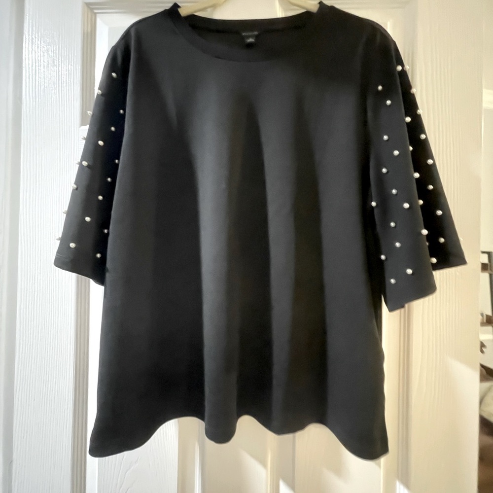 Ann Taylor blouse with pearl detailed sleeve